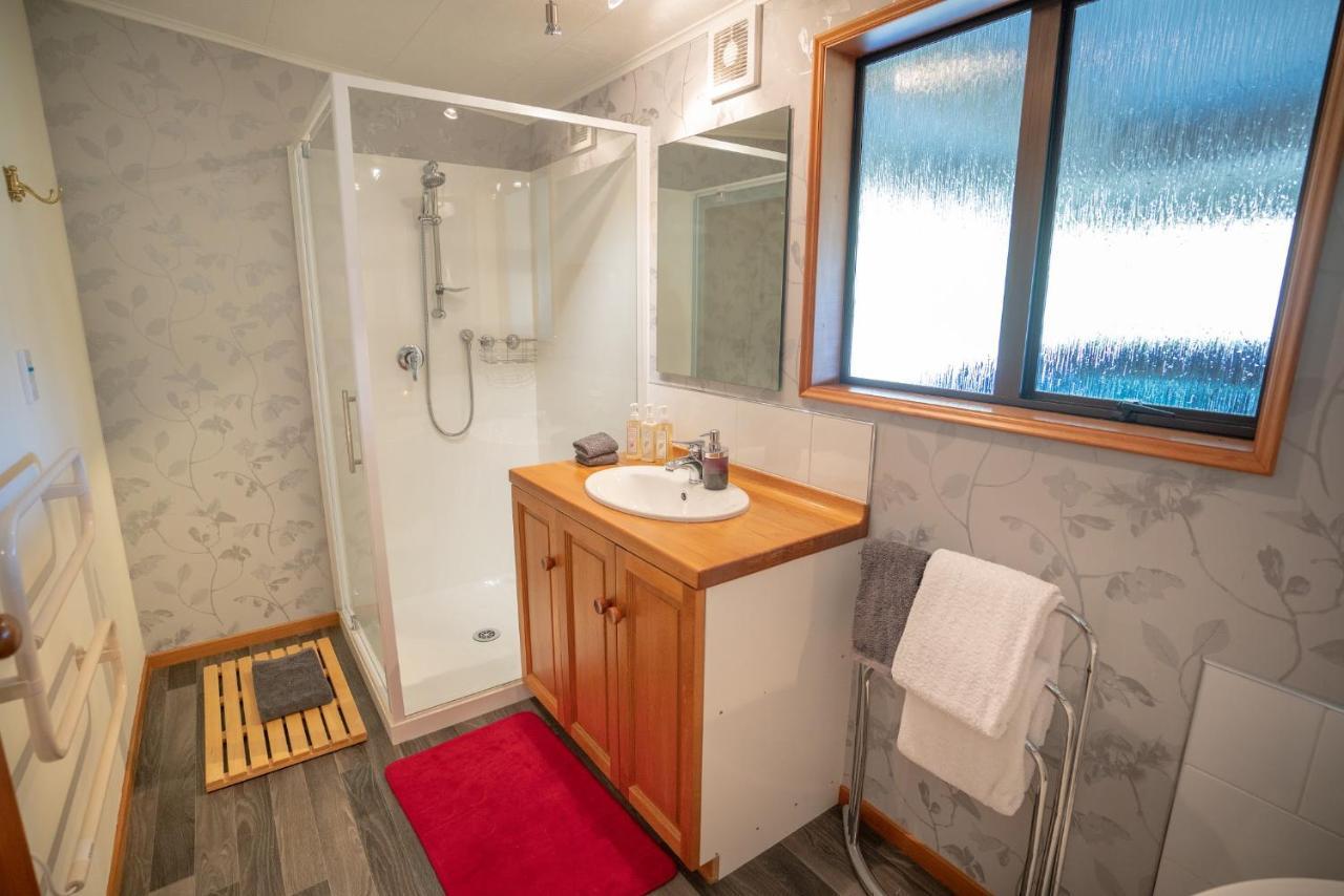 Alpine Rock B&B Te Anau Εξωτερικό φωτογραφία